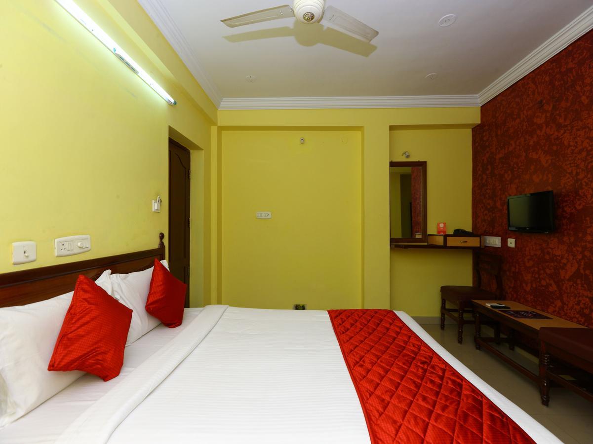 Oyo 9343 Jp Residency Hotel Pondicherry Bagian luar foto